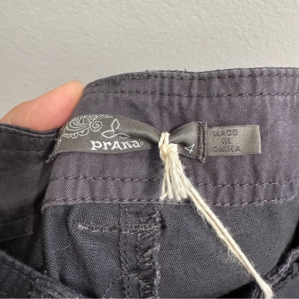 NWT Prana Kelly Capri Cargo Dark Blue Size 4 - Picture 14 of 15